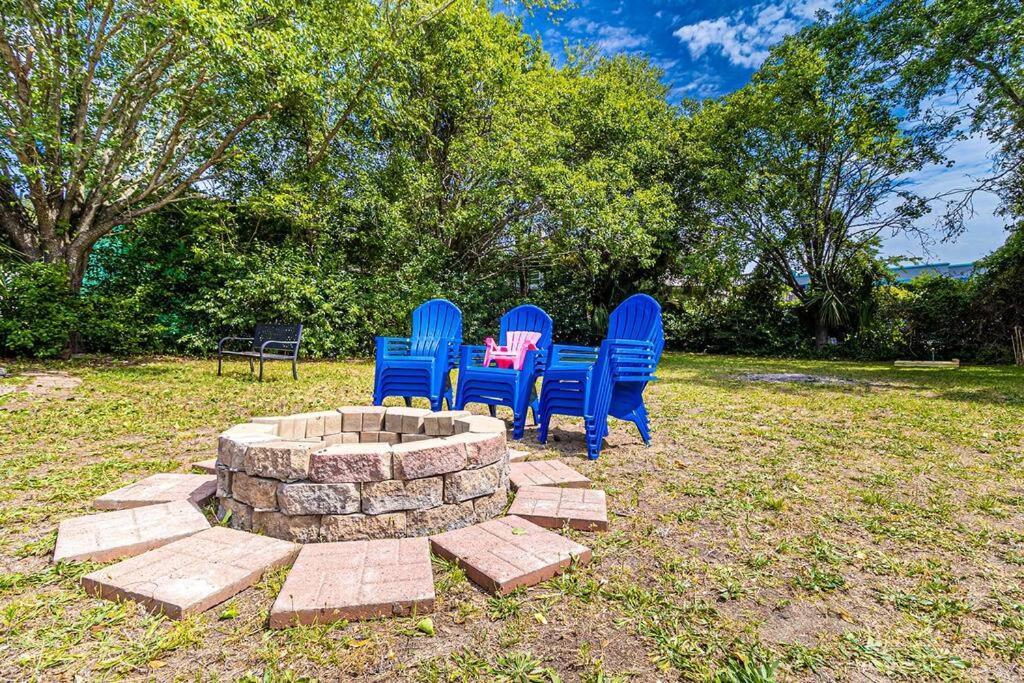 Gorgeous Centrally Located Ocean View 2 King, Huge Private Yard & Deck, Firepit, Bbq, & Game Tables Myrtle Beach Exteriér fotografie