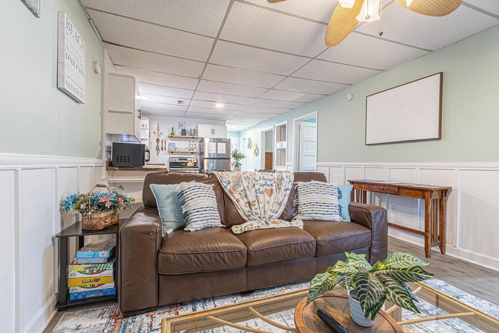 Gorgeous Centrally Located Ocean View 2 King, Huge Private Yard & Deck, Firepit, Bbq, & Game Tables Myrtle Beach Exteriér fotografie