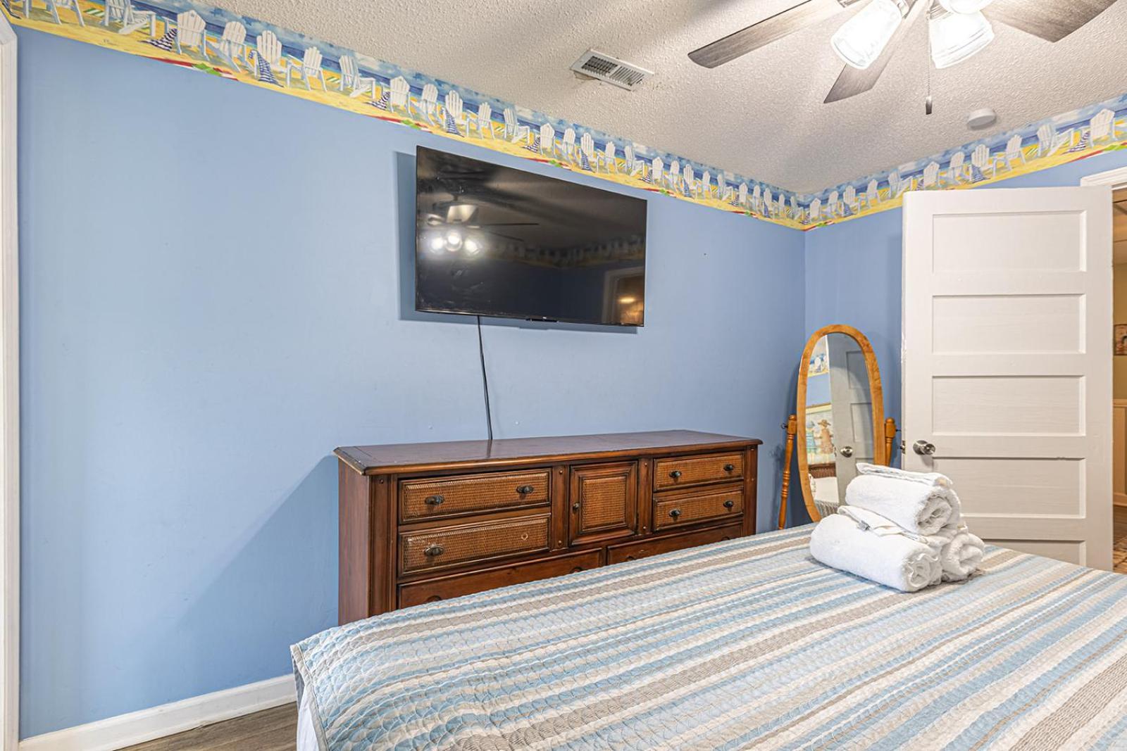 Gorgeous Centrally Located Ocean View 2 King, Huge Private Yard & Deck, Firepit, Bbq, & Game Tables Myrtle Beach Exteriér fotografie